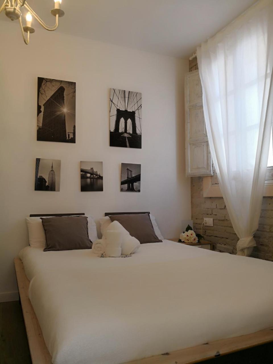Suites By Eric Olsan Valence Extérieur photo
